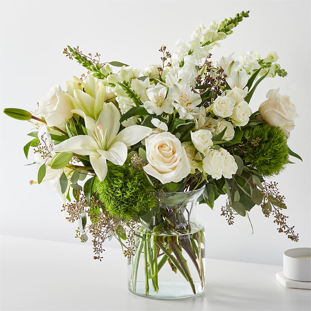 Fresh Linen Bouquet – Flowers By Diane, Bridgewater MA