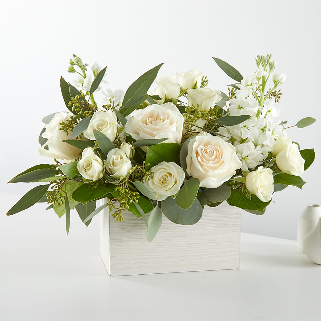 Fresh Linen Box Bouquet – Flowers By Diane, Bridgewater MA