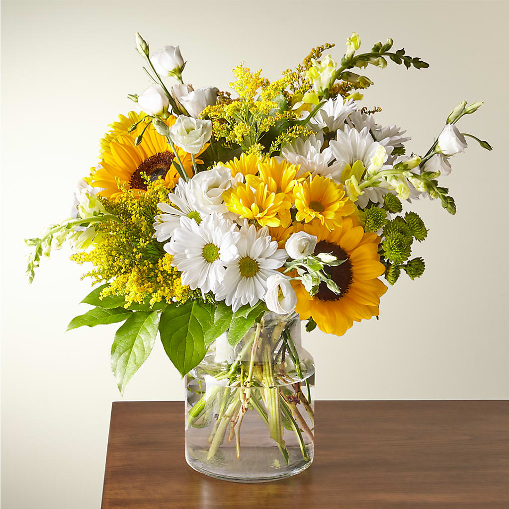 Hello Sunshine Bouquet – Flowers By Diane, Bridgewater MA