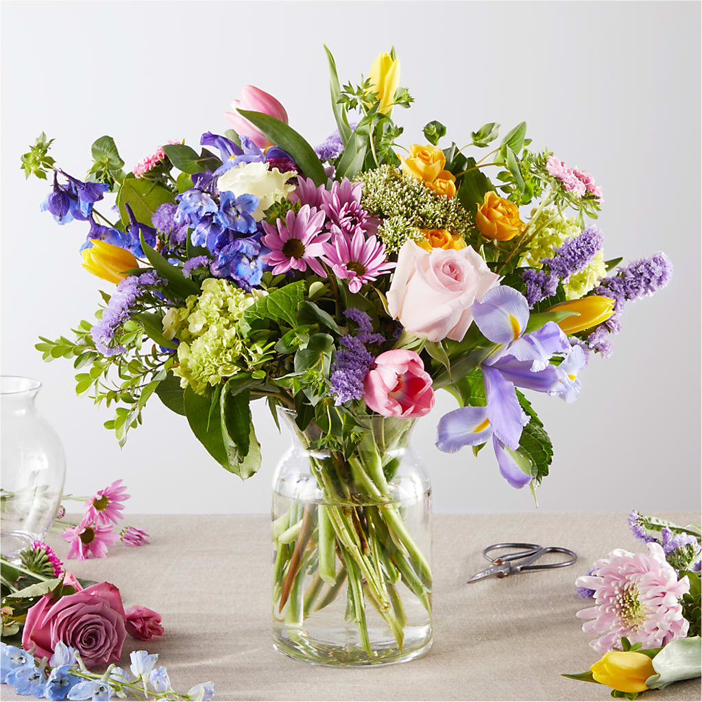 Pastel Tradition - A Florist Original – Flowers By Diane, Bridgewater MA