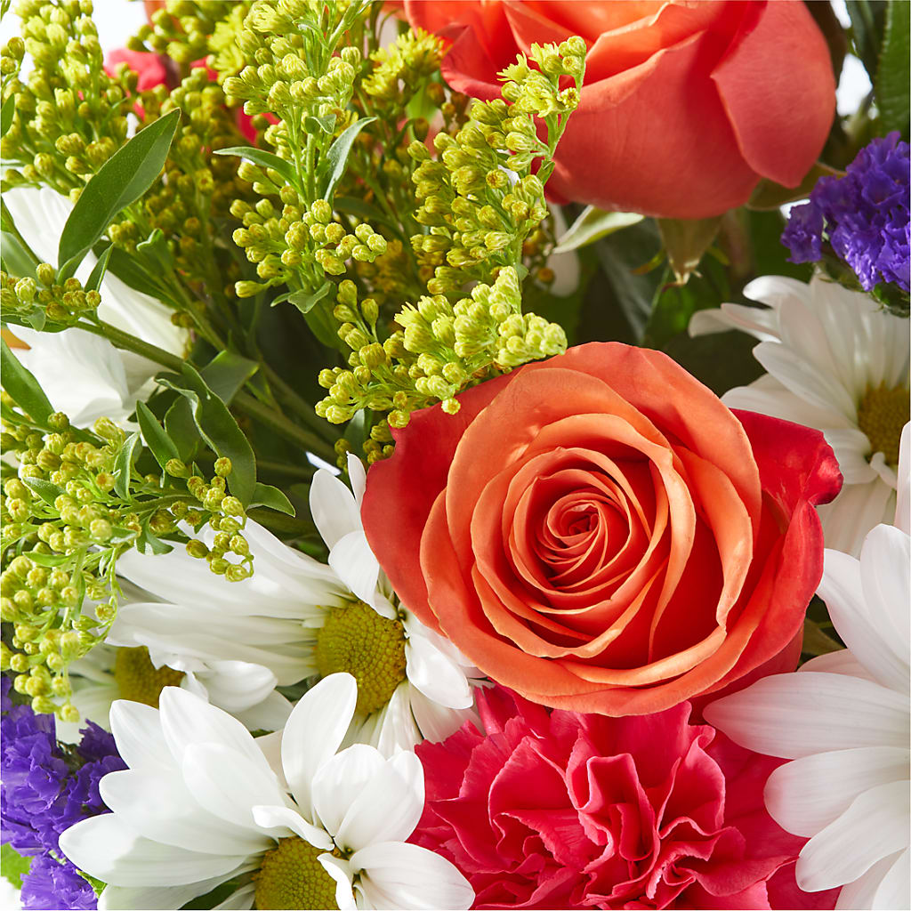 Oopsie Daisy Box Bouquet –  Flowers By Diane, Bridgewater MA